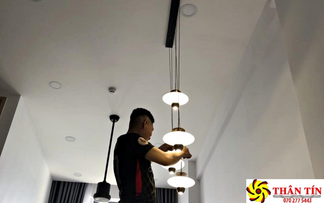 Thợ sửa đện tại quận 1 giá rẻ 24/24