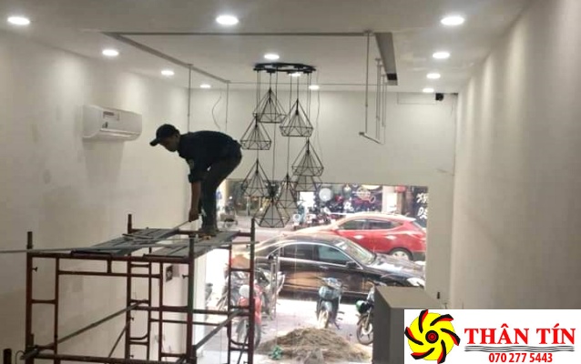 Thợ sửa điện tại nhà