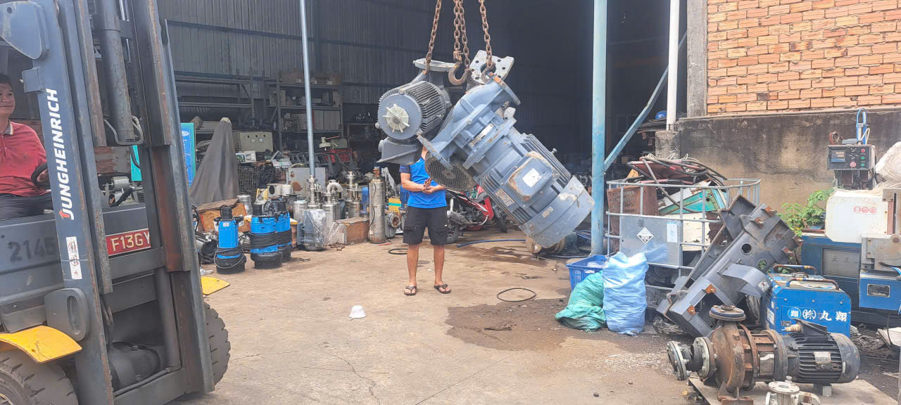 Càn mua máy bơm nước PCCC cũ