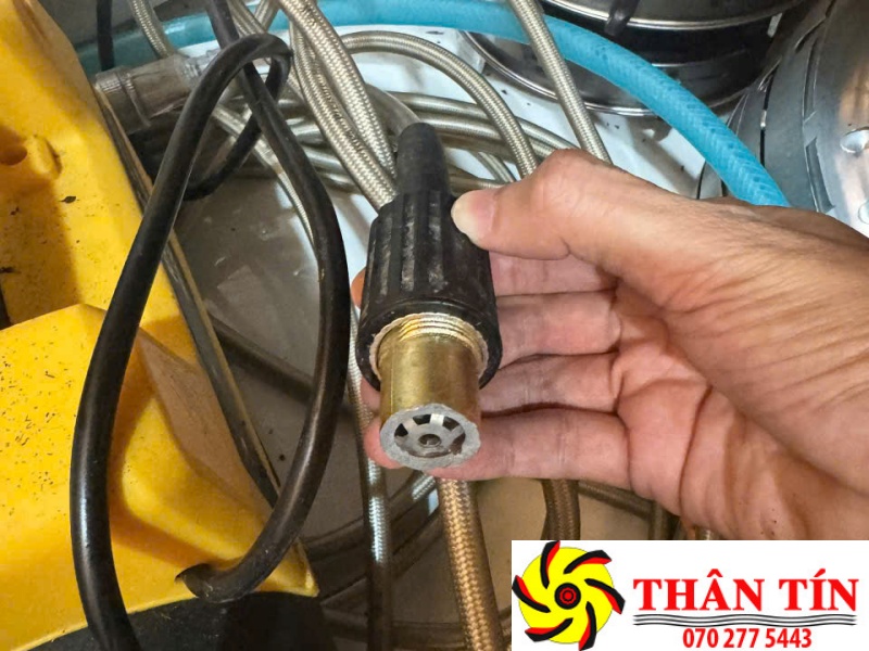 Chuyên Nhận Sửa Tất Cả Các Lỗi Máy Bơm Nước Rửa Xe
