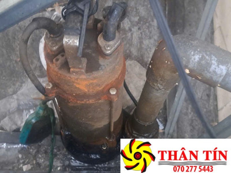 Chuyên Nhận Sửa Tất Cả Các Lỗi Máy Bơm Chìm Tận Nơi – GIÁ RẺ, UY TÍN: